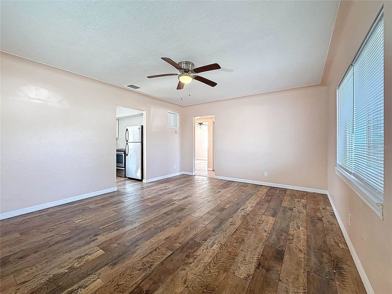 5810 Tangerine Ave S - Photo 4 of 50