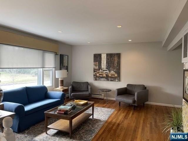 157 Windsor Rd - Photo 3 of 33