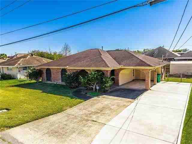 4933 Alexis Dr - Photo 2 of 22