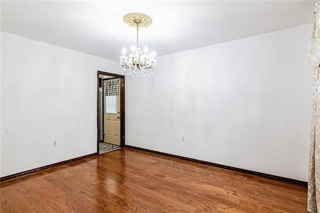 4933 Alexis Dr - Photo 4 of 22