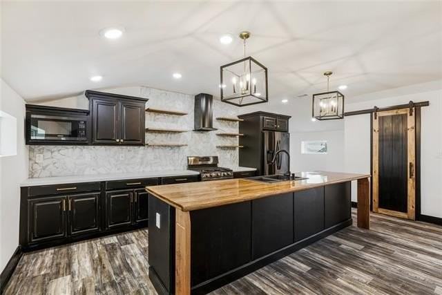 2719 Amelia St - Photo 4 of 16