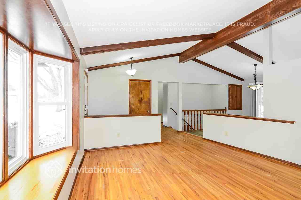 5300 81st Ave N - Photo 6 of 18