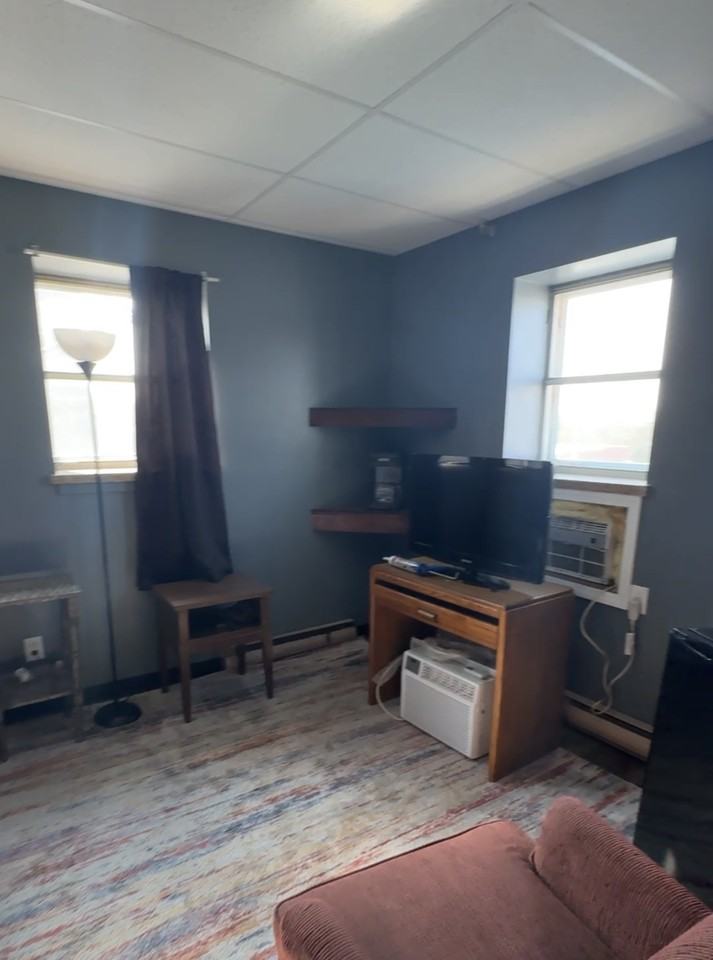 301 W Adams St #41 - Photo 5 of 6