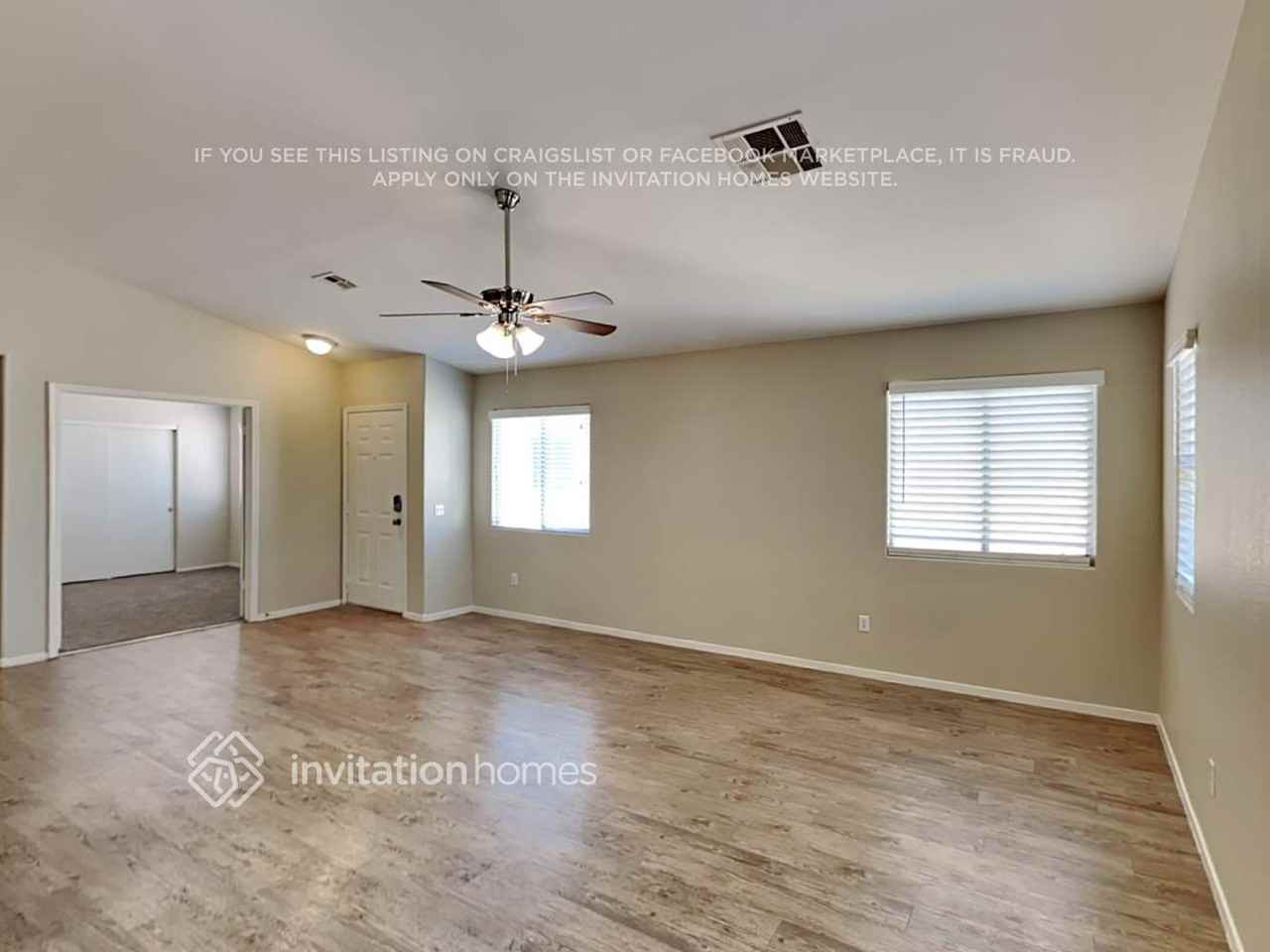 5912 Trumbull St - Photo 3 of 18