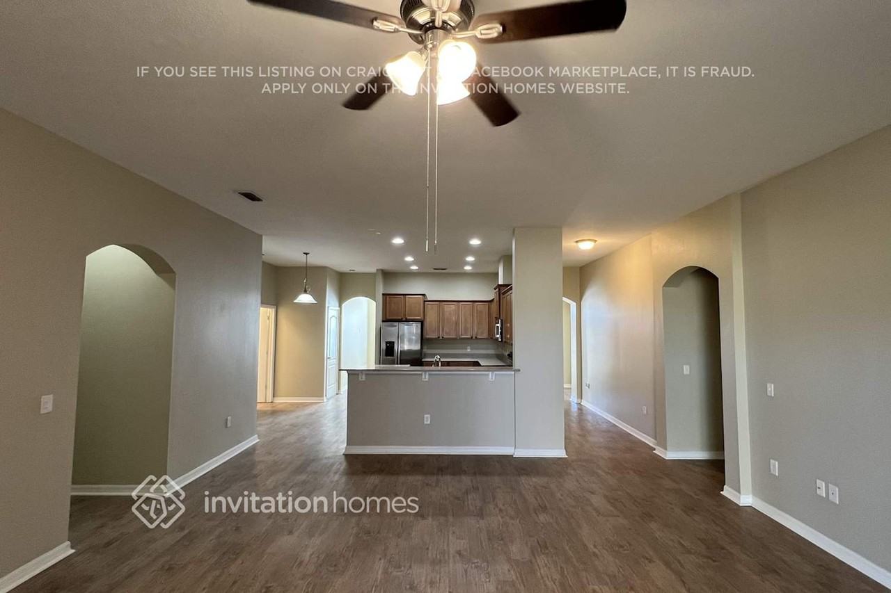 3484 Tumbling River Dr - Photo 4 of 13