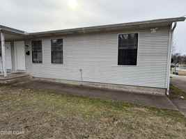 featured image of 232 S Saint Charles Ave