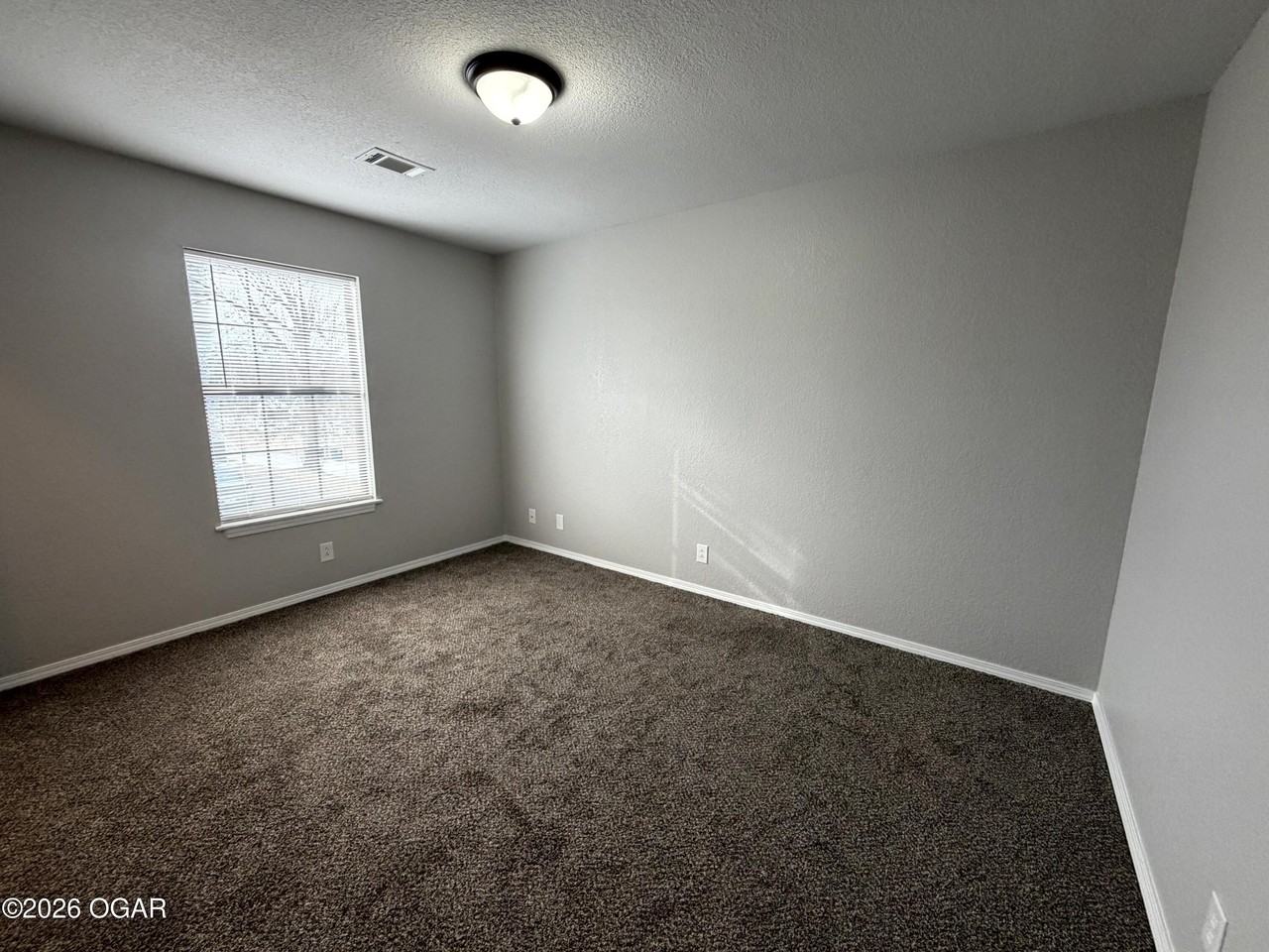 232 S Saint Charles Ave - Photo 7 of 11