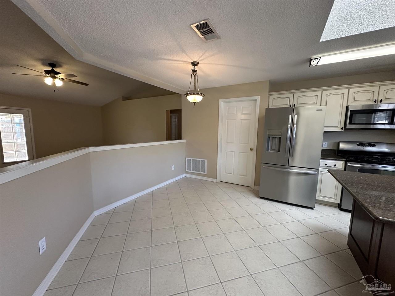 703 Marlinspike Dr - Photo 6 of 19