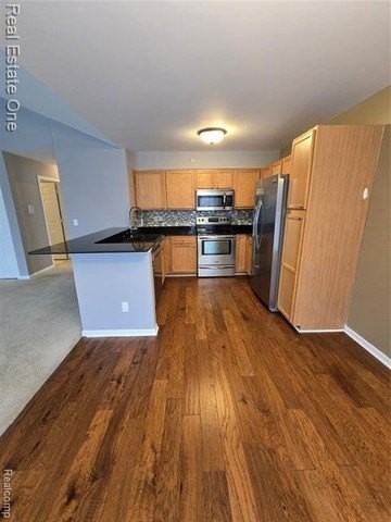 1716 Deepwood Cir #43 - Photo 6 of 31