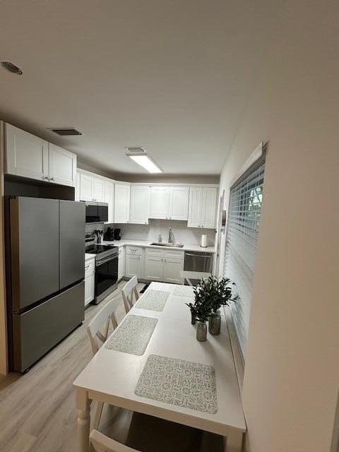 522 Eastwind Dr - Photo 2 of 11