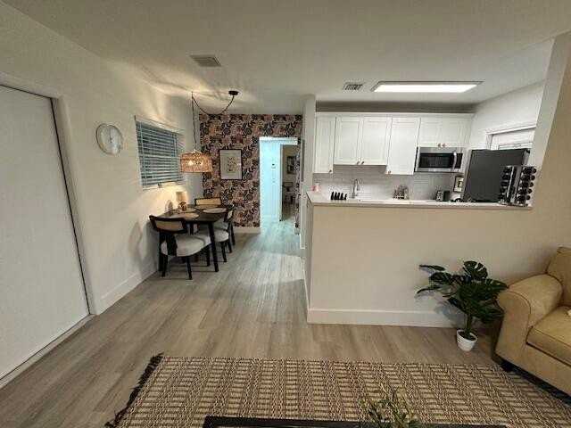 524 Eastwind Dr #524 - Photo 4 of 13