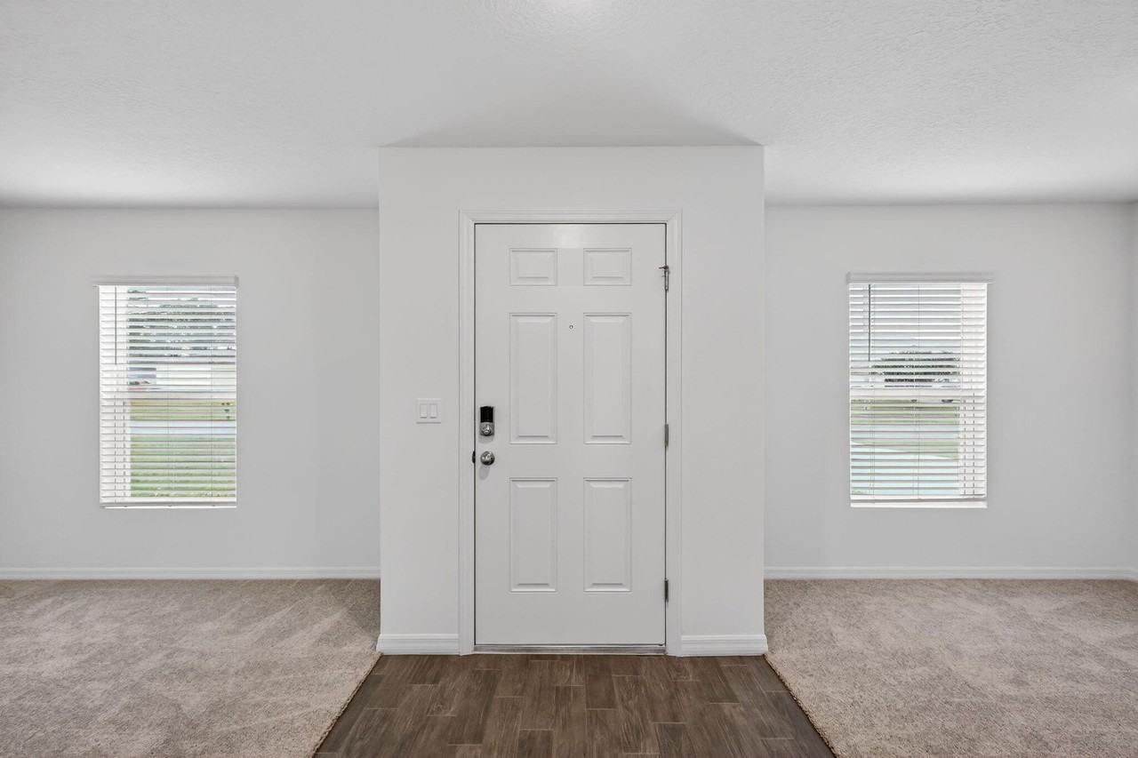 2121 Se Mandrake Cir - Photo 6 of 24