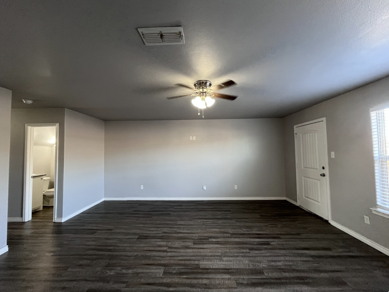 3444 Itasca St #1 - Photo 3 of 15