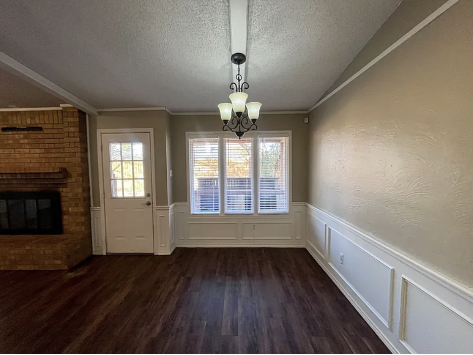 5718 88th St #1 - Photo 4 of 19