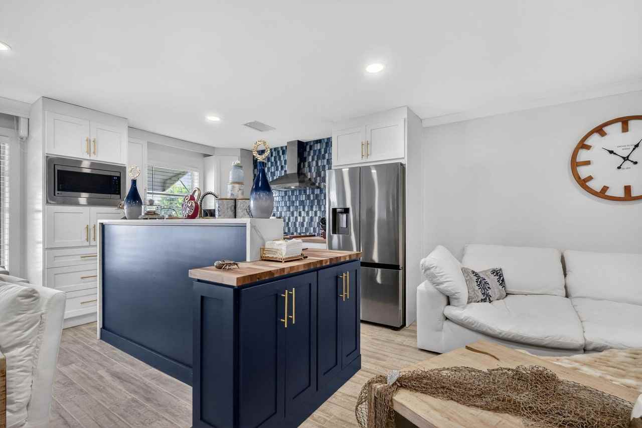 212 High Point Ter W #C - Photo 6 of 35