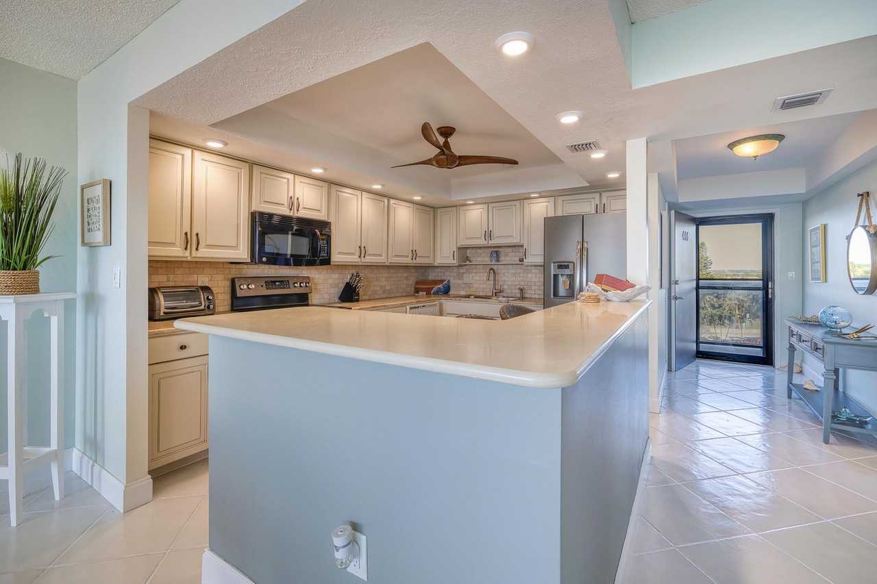 10410 S Ocean Dr #406 - Photo 7 of 50