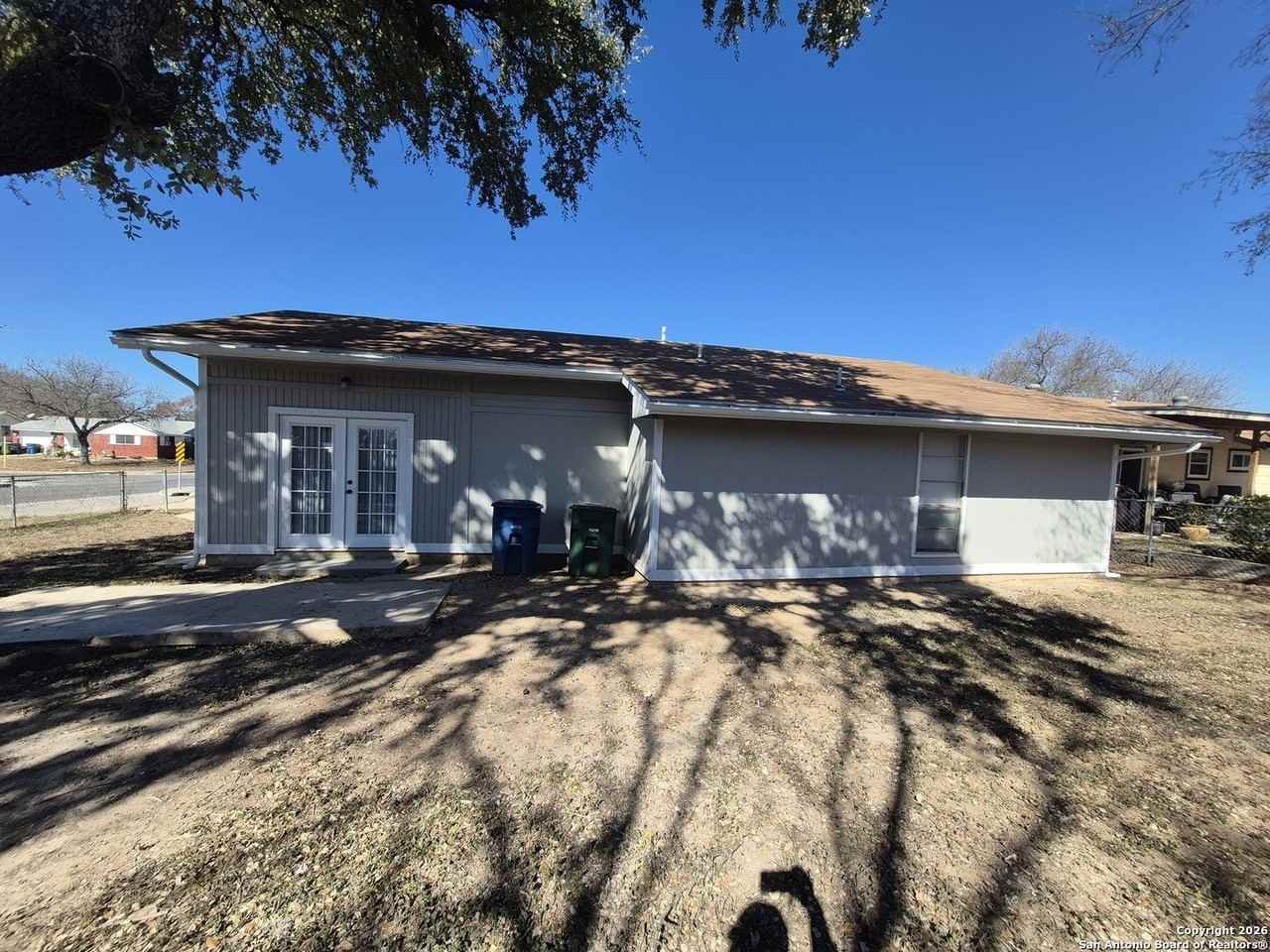 7338 Deep Spring St - Photo 5 of 41