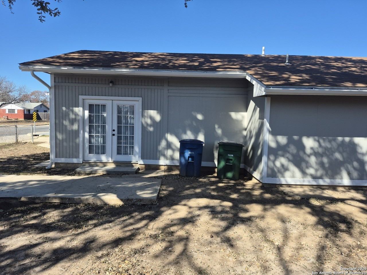 7338 Deep Spring St - Photo 6 of 41