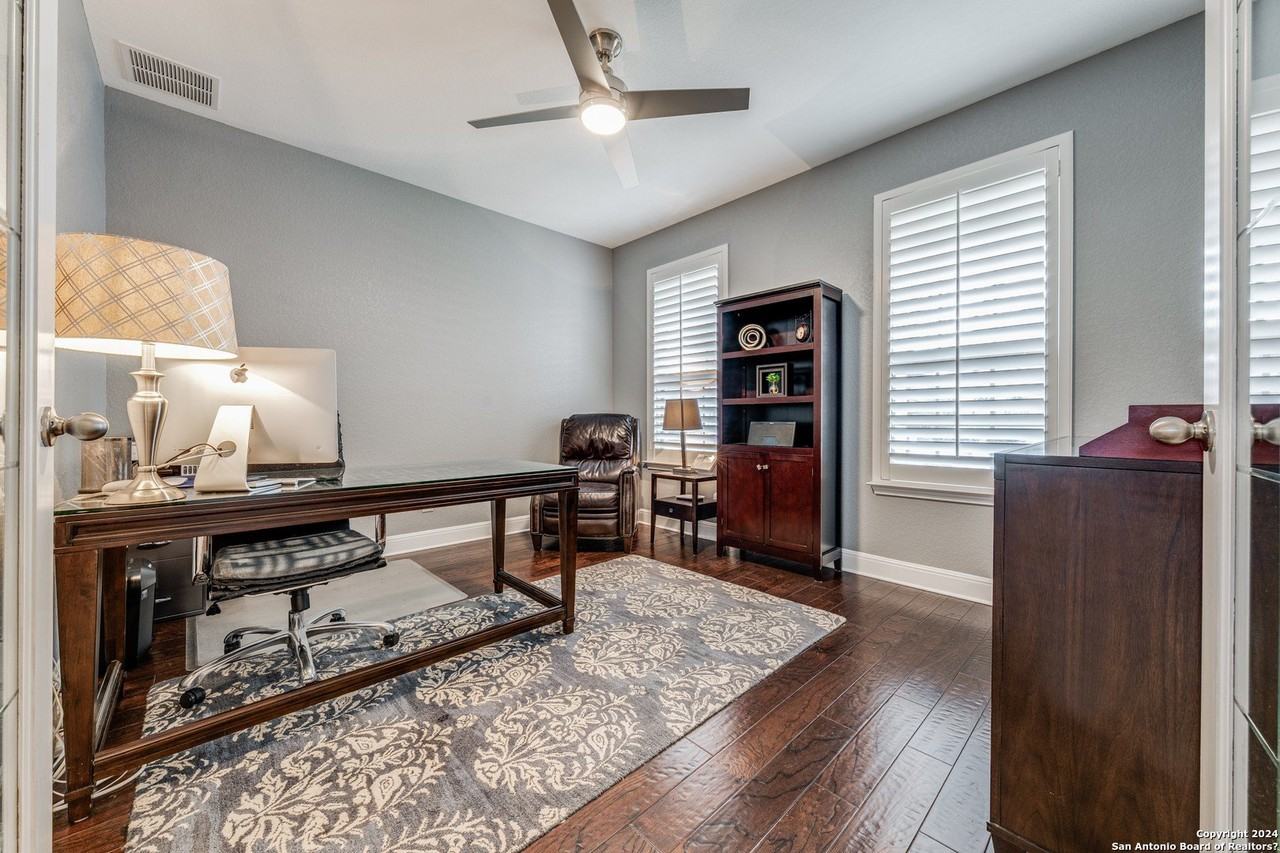 3807 Sweet Olive - Photo 4 of 24