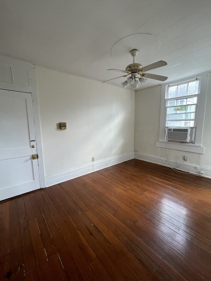 3936 Prytania St #C - Photo 2 of 8