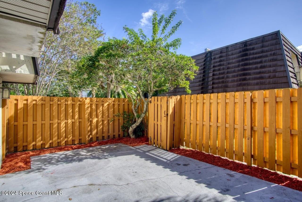 2014 Vista Oaks Cir Ne - Photo 2 of 16