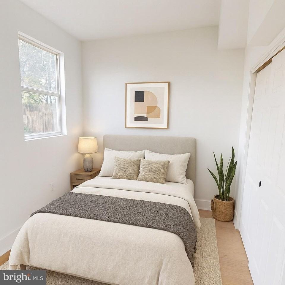 1230 Penn St Ne Unit 3 #3 - Photo 7 of 12