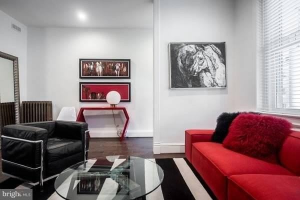 1890 Ontario Pl Nw Apt A #A - Photo 3 of 28