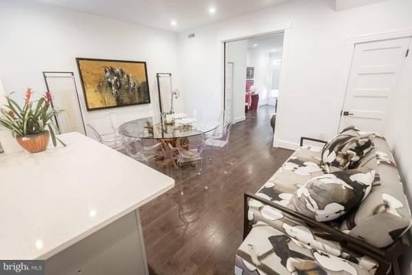 1890 Ontario Pl Nw Apt A #A - Photo 7 of 28