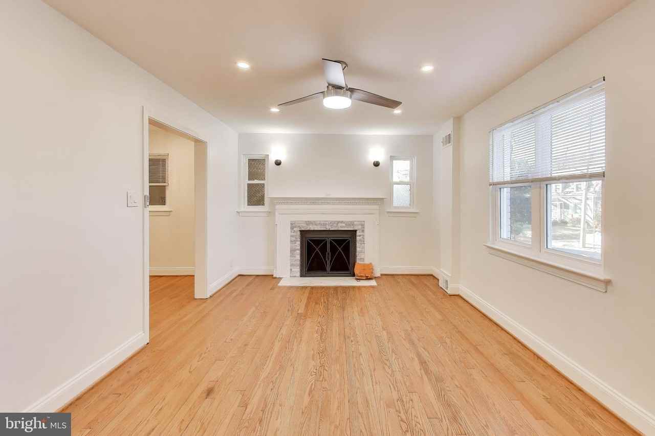 3405 Carpenter St Se - Photo 5 of 38