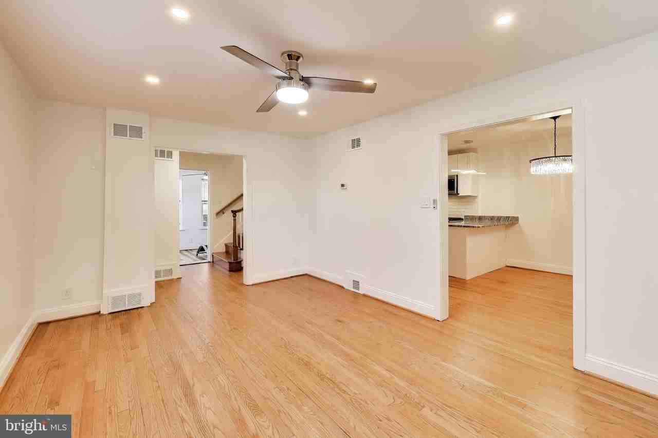 3405 Carpenter St Se - Photo 6 of 38