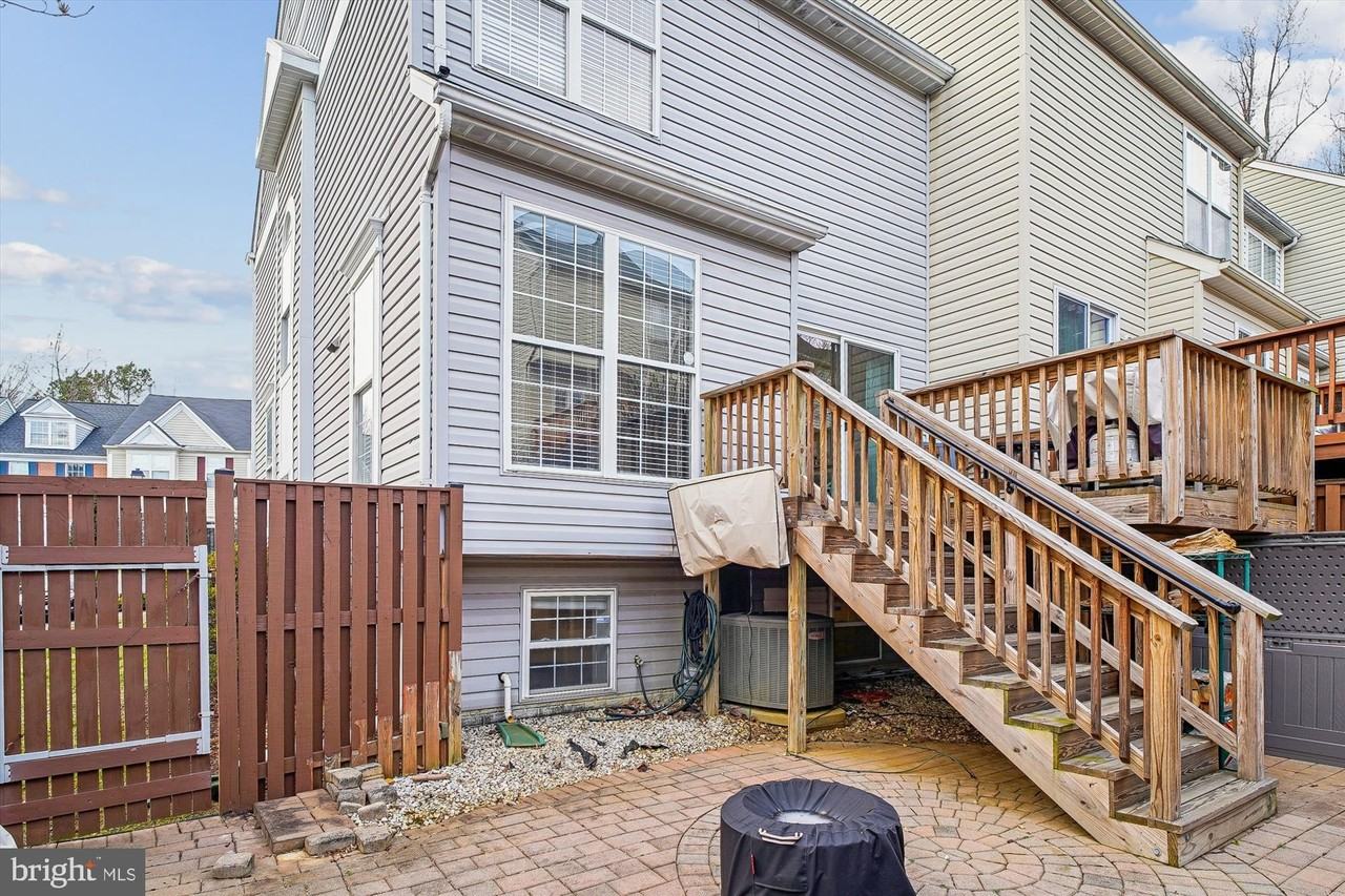 613 Puritan Ct - Photo 4 of 38