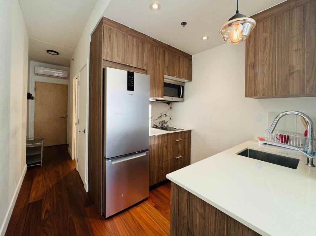 385 Rue Saint-Martin #205 - Photo 5 of 13