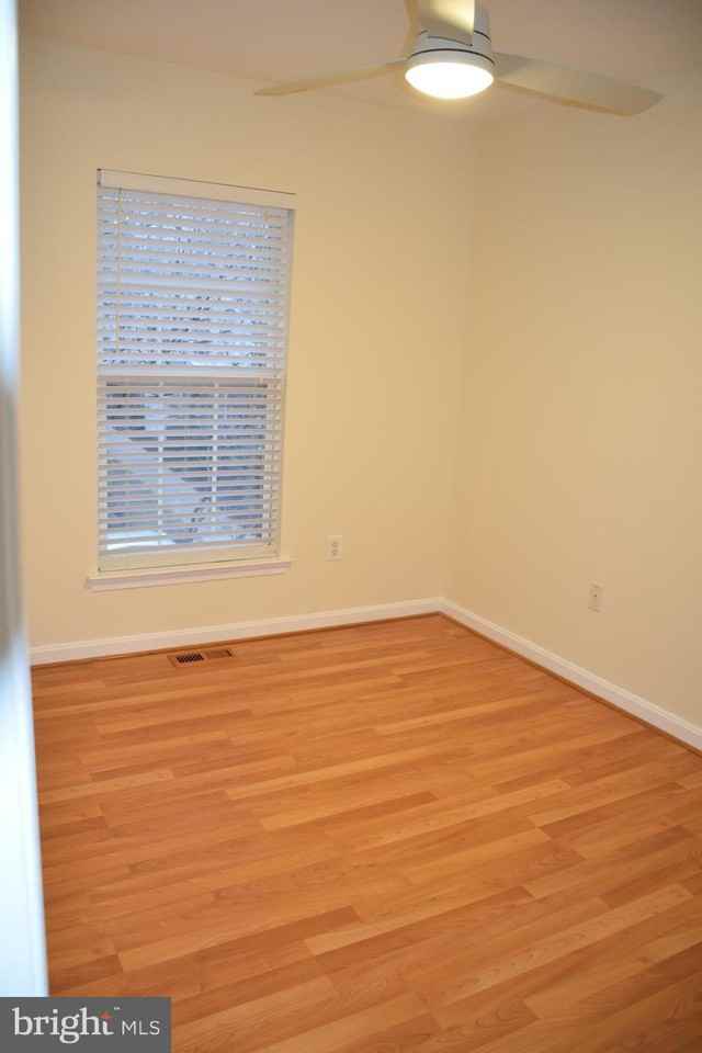 204 Poplar Spring Rd - Photo 7 of 21