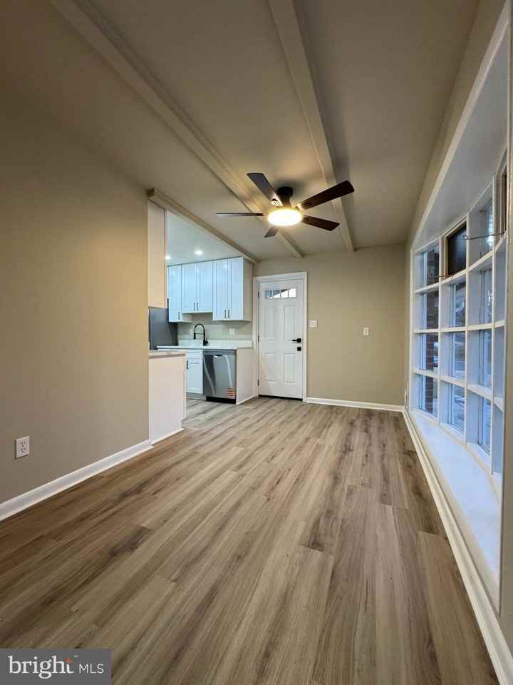 3623 Pocono Pl - Photo 4 of 17