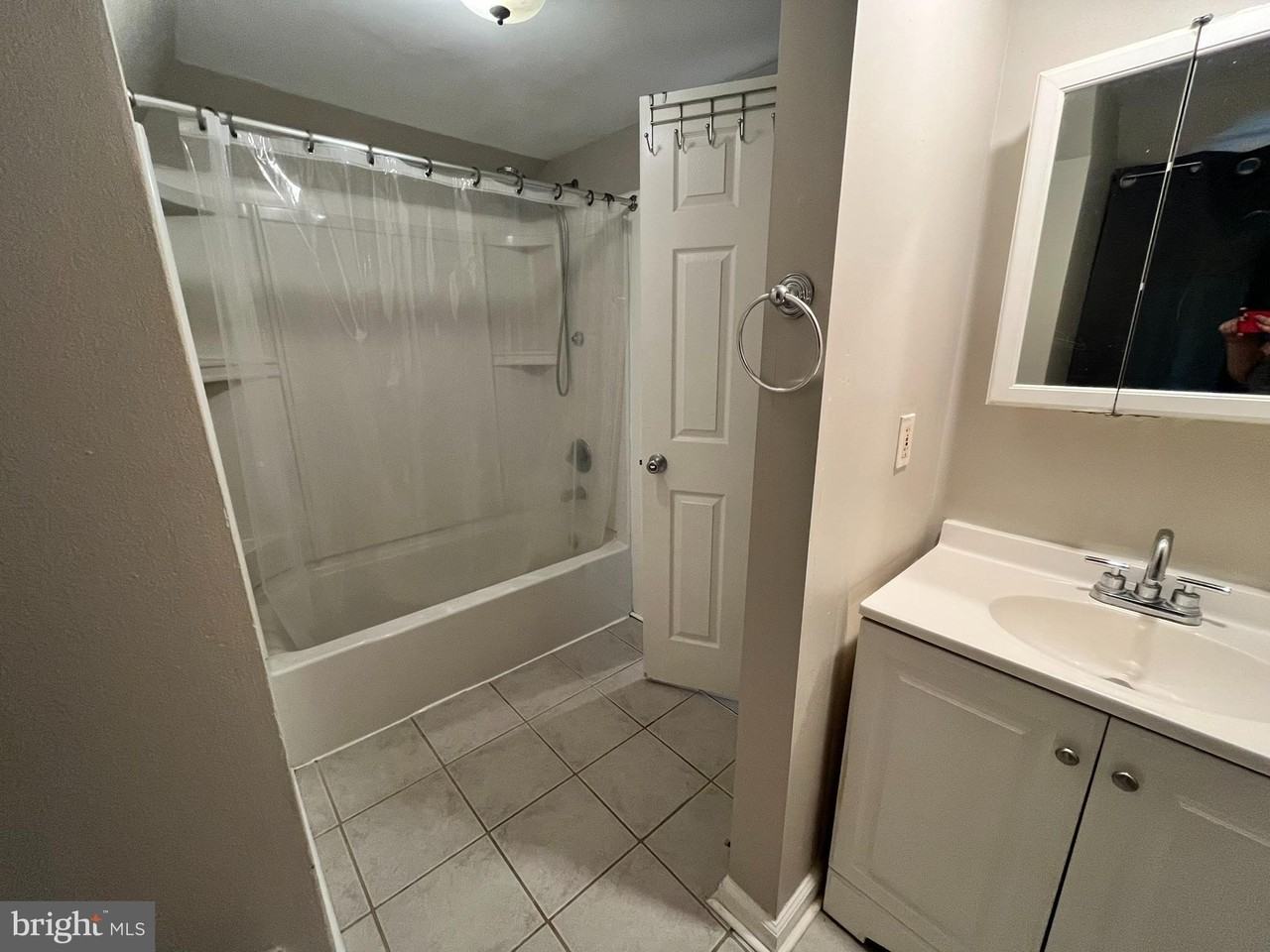 14 Tansboro Rd Apt 3 #3 - Photo 5 of 7