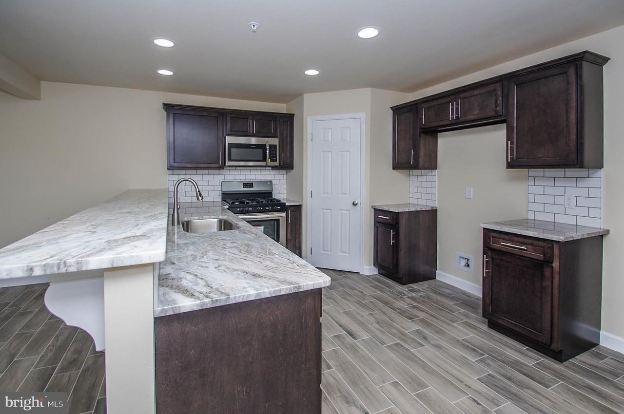 520 Arietta Ct - Photo 5 of 26