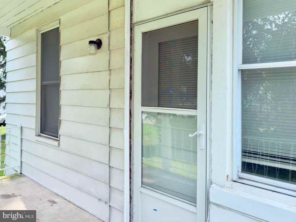 122 Houston Ave Unit 1 #1 - Photo 2 of 35