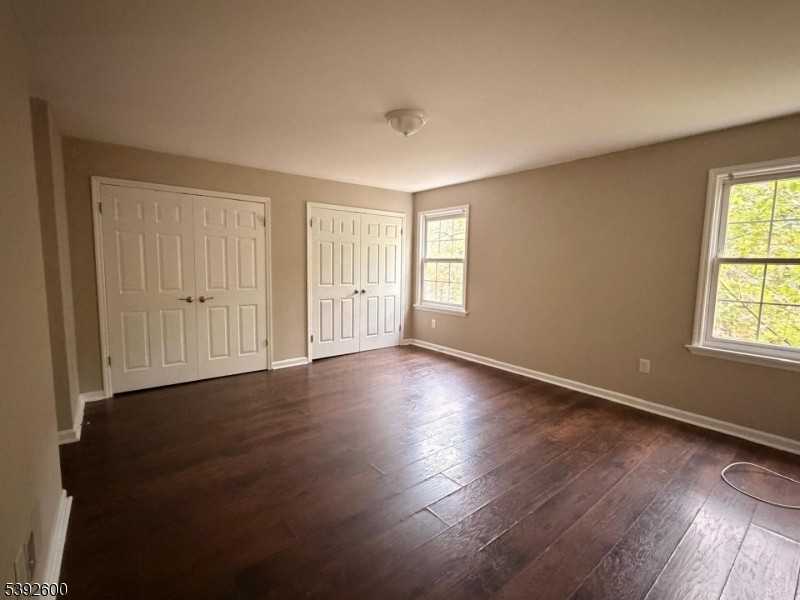 139 Inslee Pl Apt 2 - Photo 2 of 18