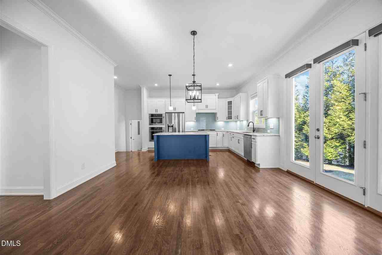 1420 Briar Chapel Pkwy - Photo 4 of 30