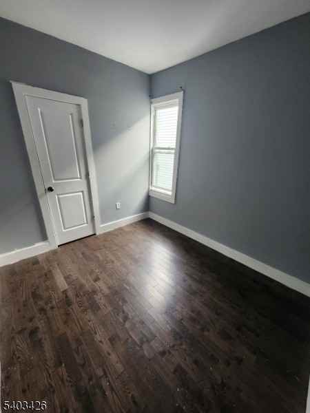 179 Hobson St 2nd Fl - Photo 5 of 10