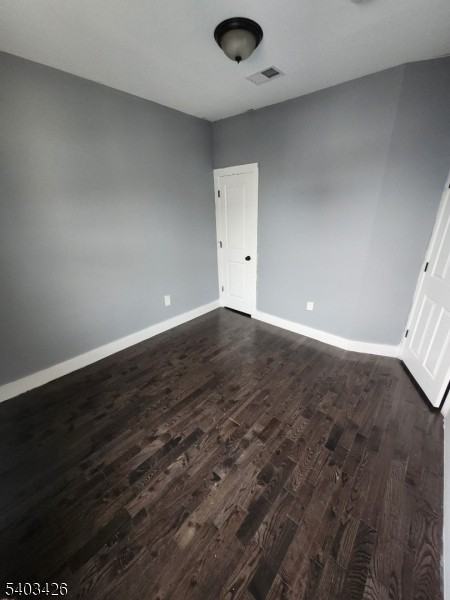 179 Hobson St 2nd Fl - Photo 6 of 10