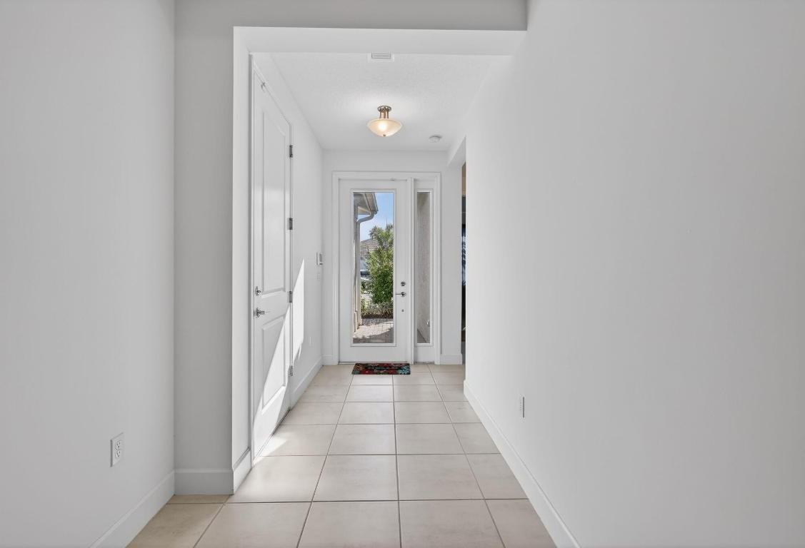 15673 Sw Egret Coast Dr - Photo 7 of 50