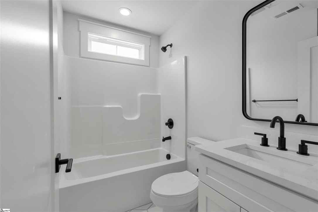 4018 Old Williamston Rd - Photo 3 of 16