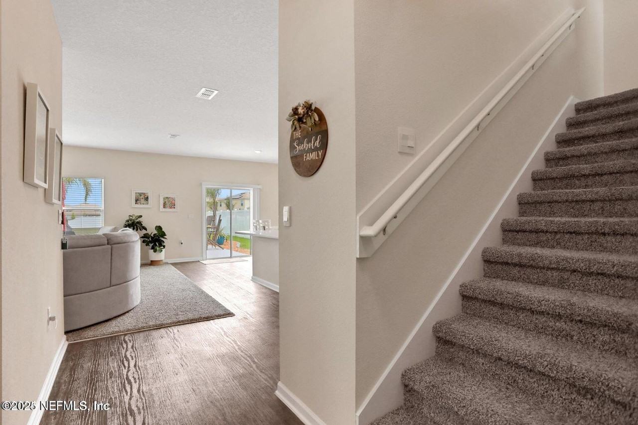 2235 Falling Star Ln - Photo 5 of 11