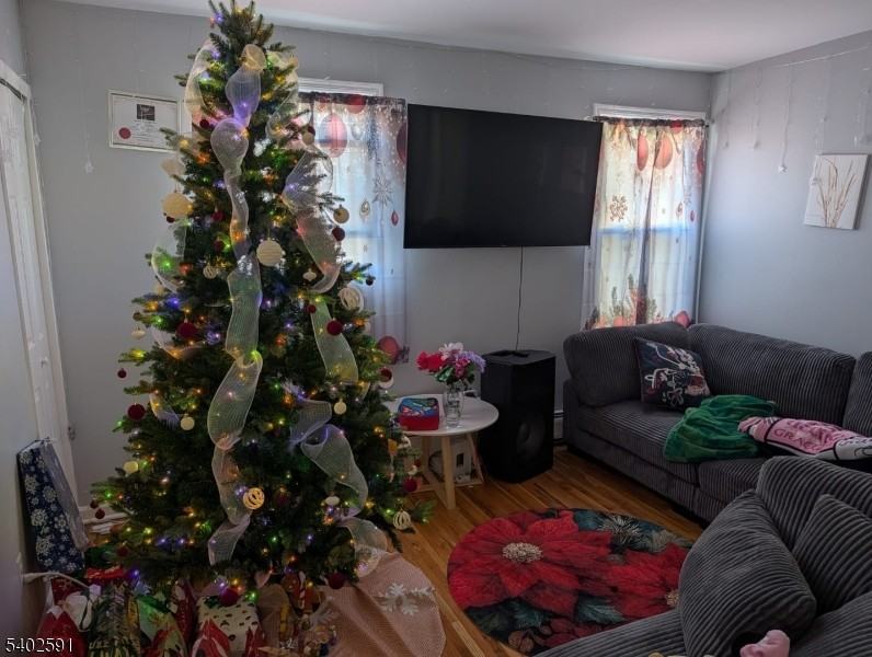 313 Palmer St 2nd Fl - Photo 3 of 17