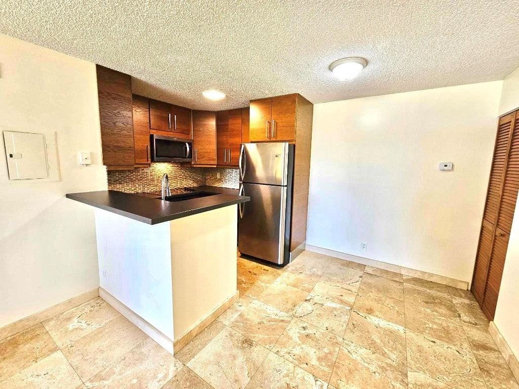 851 Lyons Rd - Photo 4 of 34