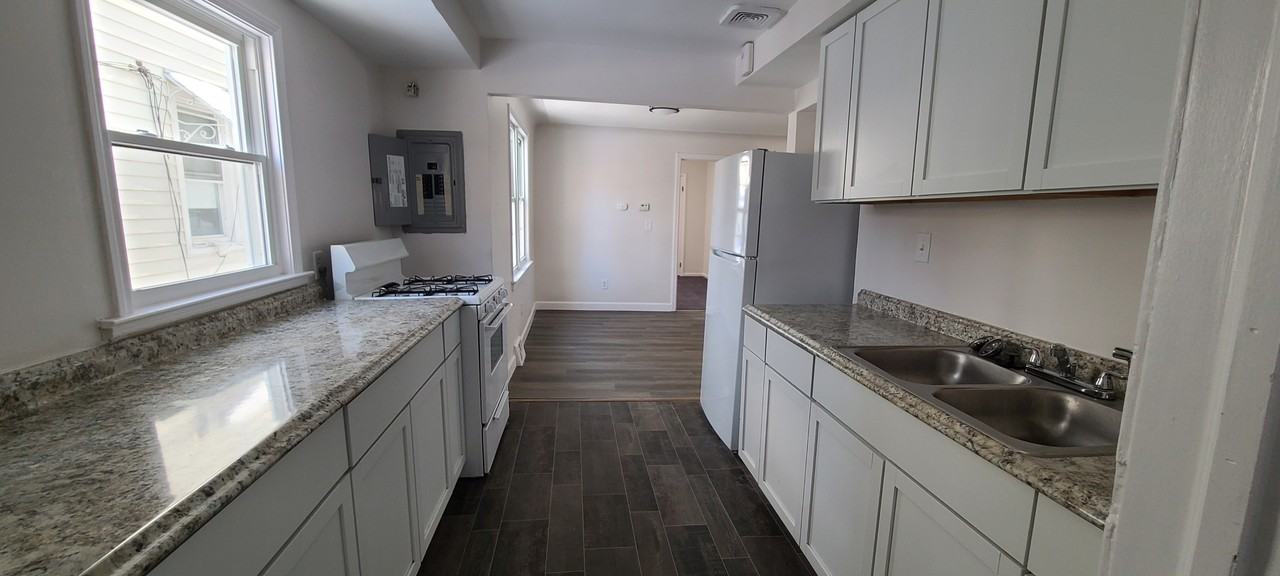 166 W Milton Ave #1 - Photo 3 of 10