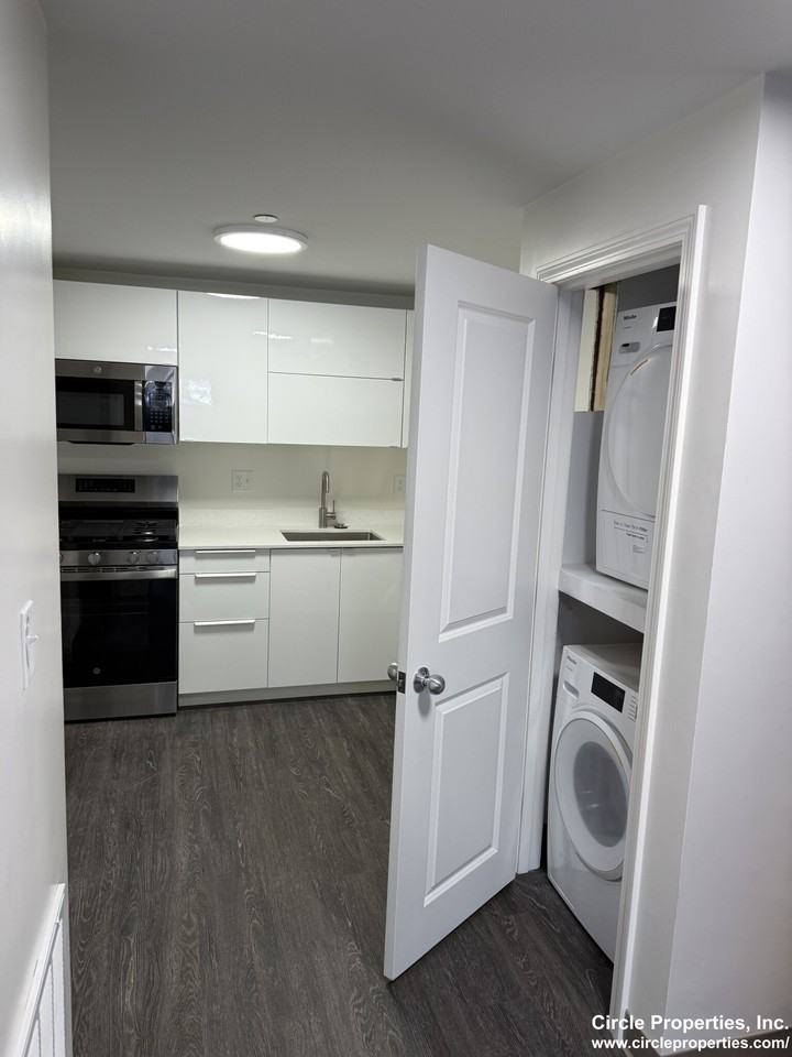 14 Darling St #12 - Photo 2 of 7