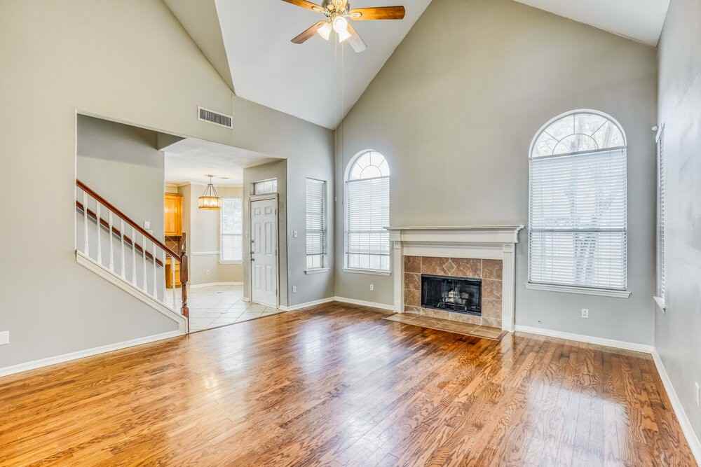 3931 Echo Mountain Dr - Photo 4 of 17