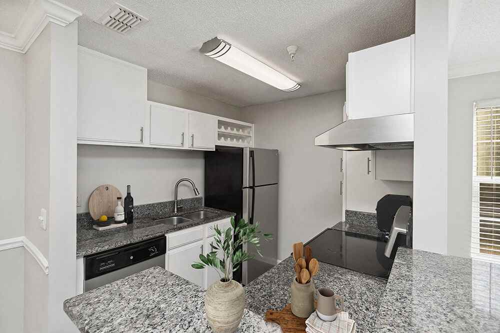 Shadow Ridge - Photo 3 of 35